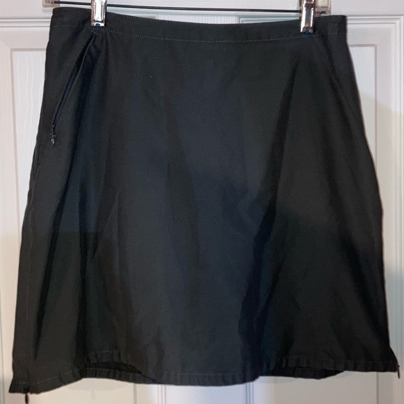 Patagonia Pants - Patagonia Activewear Side Zip Skort Skirt Charcoal Grey sz 4